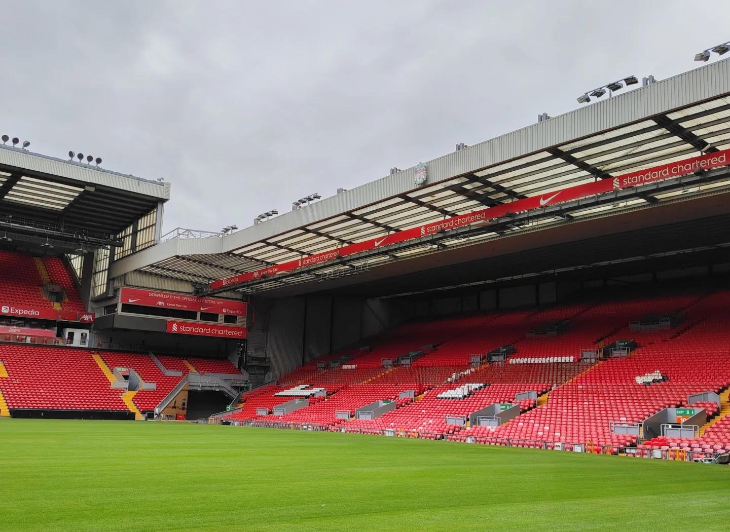 英媒：伯恩茅斯想要引进中后卫，他们考虑签下阿克（英媒：伯恩茅斯补强中卫线，考虑引进阿克）