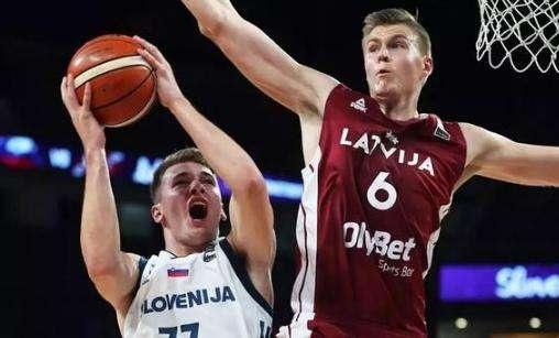 安迪-科尔：想要在曼联取得成功，你得有强硬的心态（安迪-科尔：若想在曼联站稳脚跟，强硬心态不可或缺）