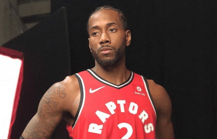 足球伤病预防指南（踢球不受伤：足球运动科学防护指南）