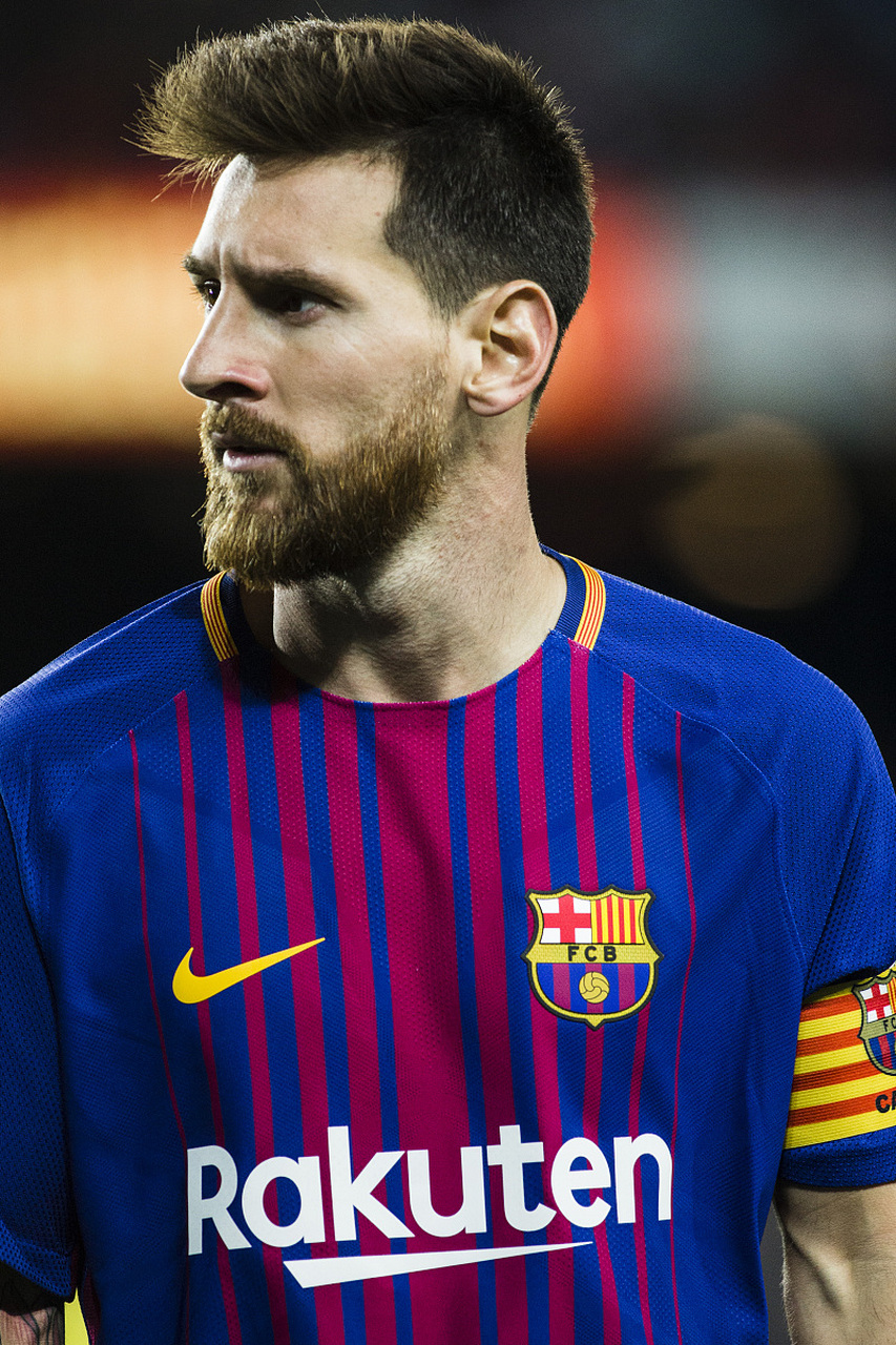 好家伙！阿伦积极拼到前场板 汤姆林虚晃旱地拔葱单臂炸扣！（阿伦强抢前场板，汤姆林虚晃起飞单臂重扣！）