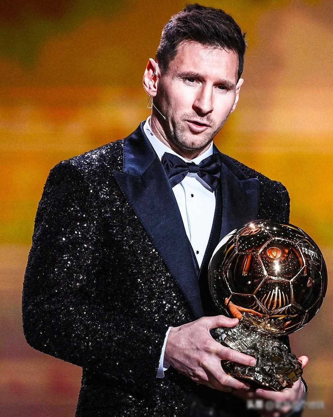 F1卡塔尔冲刺排位：皮亚斯特里夺杆！诺里斯第3，维斯塔潘第6（F1卡塔尔冲刺排位赛：皮亚斯特里摘得杆位，诺里斯第3、维斯塔潘第6）