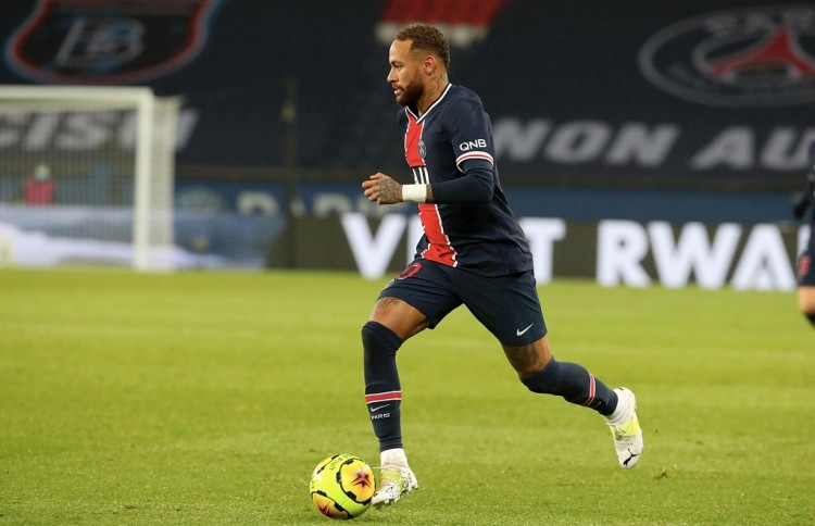 中后卫如何提升头球能力？（中后卫头球能力提升指南）