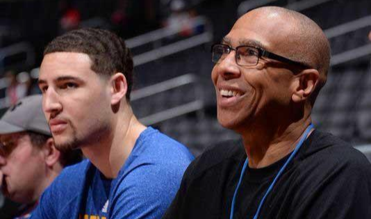 前国米教练谈索默：不能表现好时说他经验丰富，表现差说他老（前国米主帅谈索默：别好时夸经验，差时怪年纪）