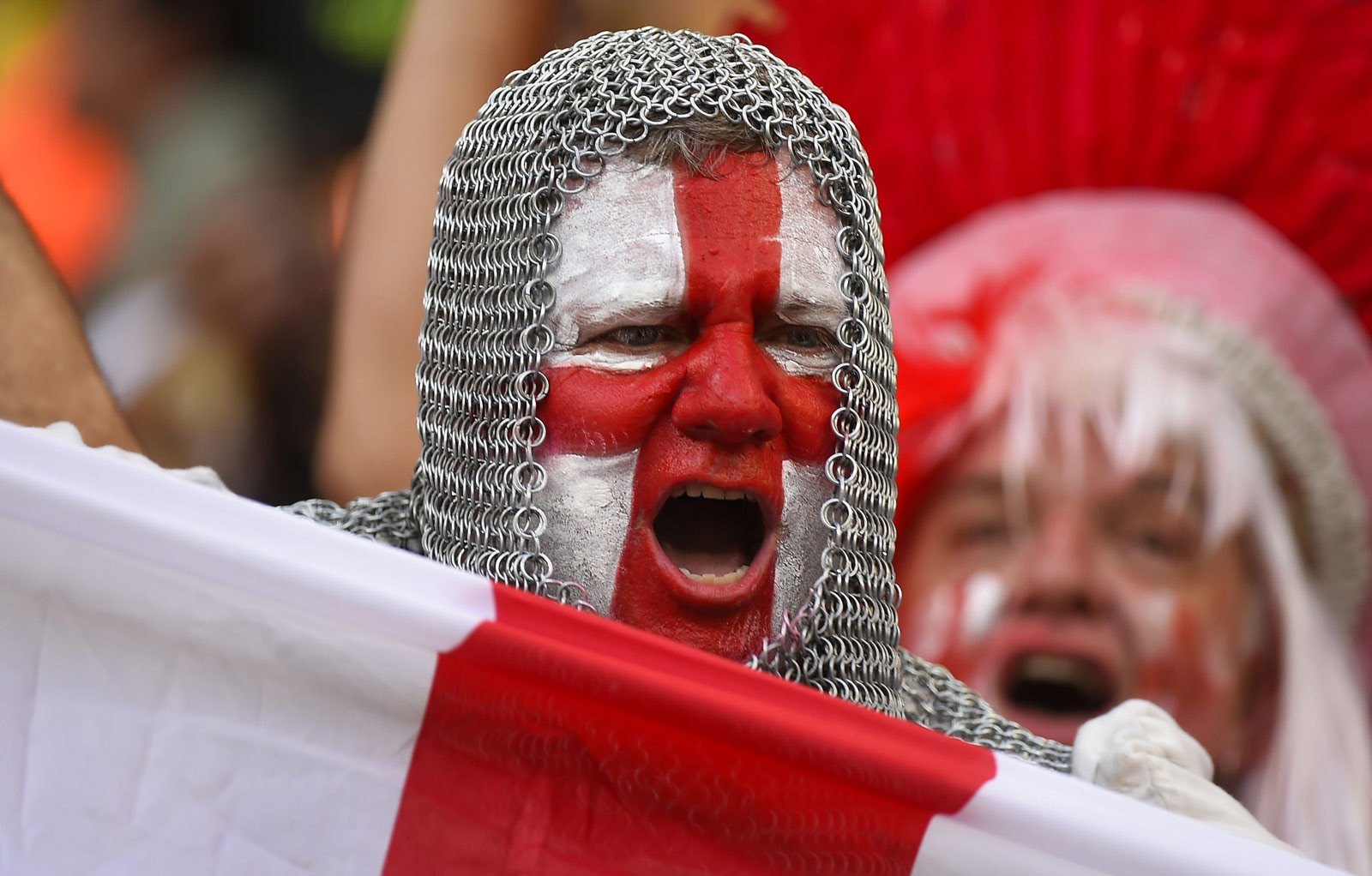 维拉vs阿森纳前瞻：英超前3大战 枪手主力双中卫缺席 谁也难赢（英超前三巅峰战前瞻：维拉对阵阿森纳，枪手双中卫缺阵，恐难分胜负）