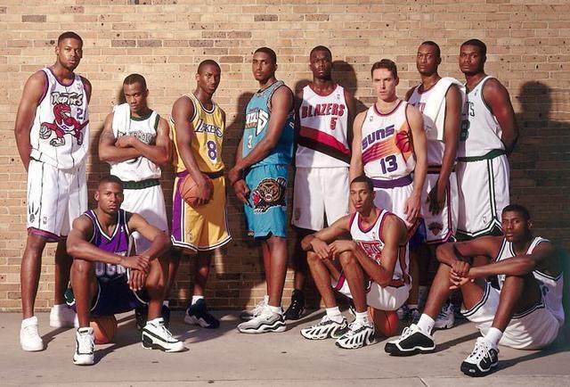 世界杯欧洲区附加赛抽签：意大利vs北爱尔兰，乌克兰vs瑞典！（欧洲区世预赛附加赛抽签结果：意大利对阵北爱尔兰，乌克兰迎战瑞典）