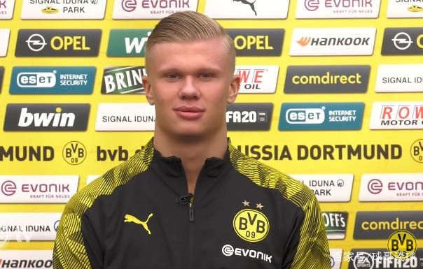 准度目前来看很高：施奈德林季初英超预测被挖出（施奈德林季初英超预测被翻出，如今命中率惊人）