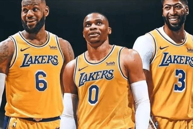 NBA战报：浓眉29分8板，KD27分，独行侠122-109火箭（NBA快讯：浓眉29分8板、KD27分，独行侠122-109力克火箭）