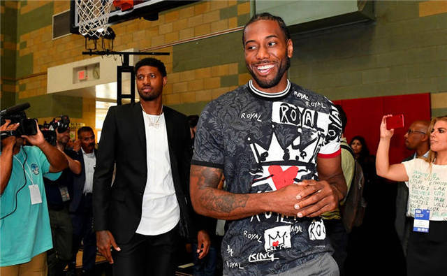 2025／26赛季英超：利物浦非洲杯因祸得福，激活2.04亿终极形态（英超2025／26：非洲杯成利物浦转机，2.04亿完全体被激活）