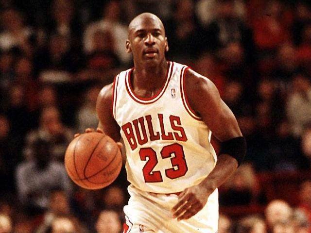 队报：登贝莱预计11月底复出，巴黎正在权衡他能否出战热刺（队报：登贝莱或将于11月下旬复出，巴黎考虑是否让其对阵热刺）